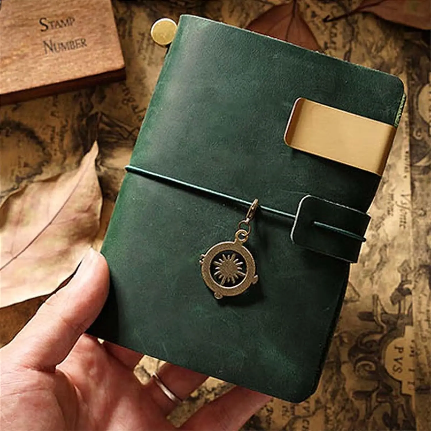 Travelers Refillable Leather Travel Journal Notebook Travel Diary Handmade Passport Travelers Journal for Men & Women with 3 Notebook,Perfect for Writing, Gifts, Travelers