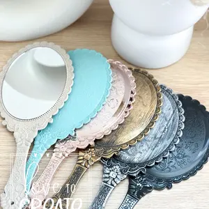 Oval mirror hand Oval mirror hand