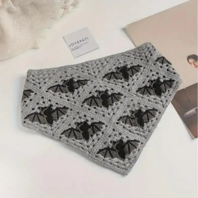 Bat Pattern Crochet Triangle Scarf, 1 Count Halloween Themed Crochet Bat Scarf, Fashionable Crochet Triangle Scarf for Women & Men, Knitted Scarf, Accessories, Shawl