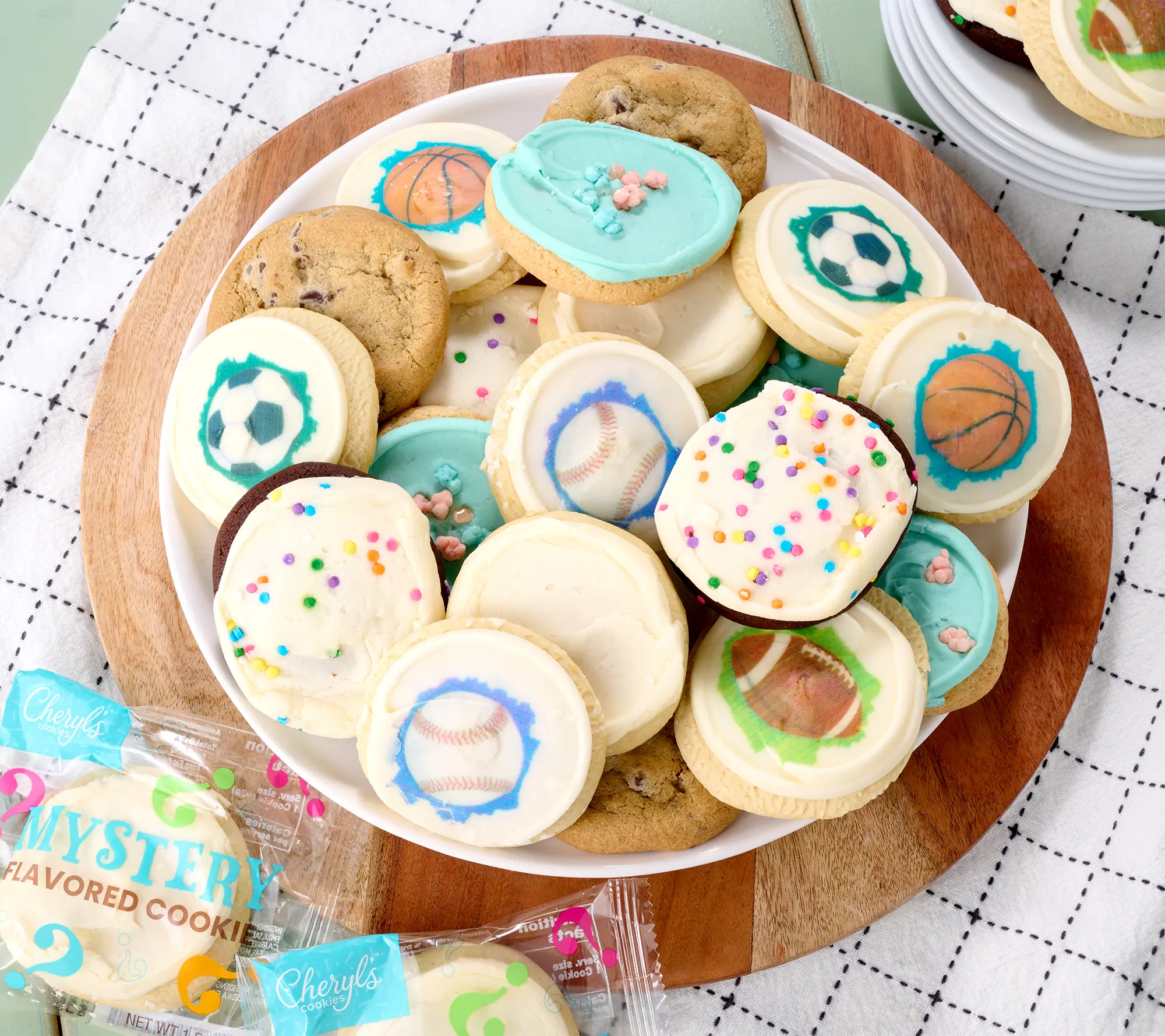 Cheryl's 24 Piece Sports & Sweets Summer Cookie Assortment
