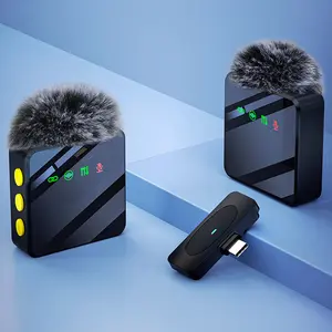 Wireless microphone, USB rechargeable wireless microphone, comes with a Lightning adapter, clip-on design, suitable for HD video blogging/live streaming, audio and microphone.