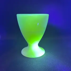 Signedd "McKee Mark" Vaseline Uranium Custard Footed Cup