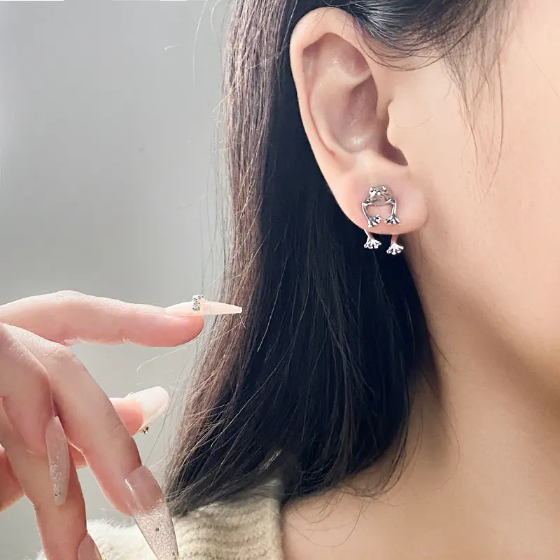 Frog Earrings for Women Mothers Day Gifts Vintage Frogs Shaped Stud Earrings Funny Cute 3D Animal Earrings Jewelry Gifts