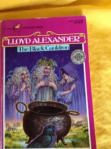 USED-The Black Cauldron by Lloyd Alexander (Paperback)