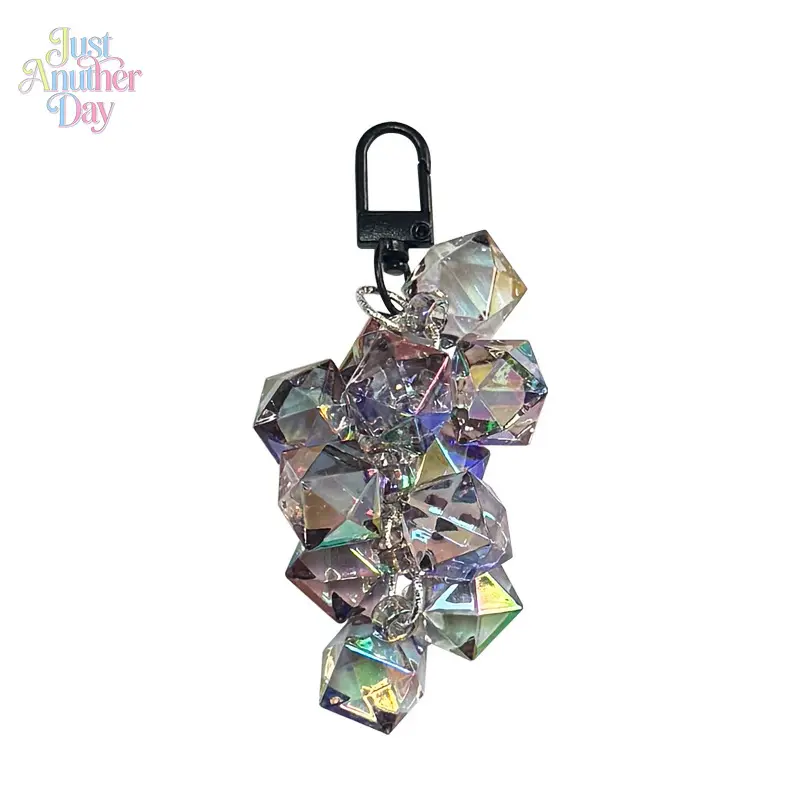 Cute Transparent Grape Cluster Keychain, Shiny Diamond Beaded Bag Charm, Kawaii Iridescent Hanging Ornament for Backpacks, Gifts for Girls Cute Transparent Grape Cluster Keychain, Shiny Diamond Beaded Bag Charm, Kawaii Iridescent Hanging Ornament for Backpacks, Gifts for Girls
