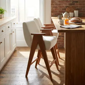2/4 Pcs/set Counter Height Upholstered Bar Stool With Armrests And Solid Wood Legs