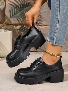 Vintage British Style Casual Lace-Up Thick Sole Small Leather Shoes for Women, Chunky Heel Heightening, Versatile Slimming Boots