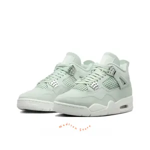Mint Green Suede and Mesh Panel Breathable Mid-Top Retro Basketball Shoes