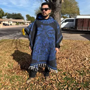 Poncho afelpado grueso - Artisanal Handcrafted Mexican Poncho Gabán One Size Fits All Versatile for Casual & Formal Wear Unique Designs All Seasons Wear gabán