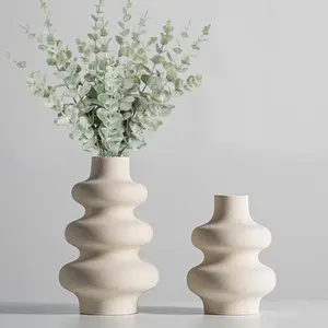 Modern Bohemian Ceramic Home Decor Vase with Geometric Spiral Design, Nordic Minimalist Decor for Pampas Grass, Ideal for Living Room & Wedding Arrangement