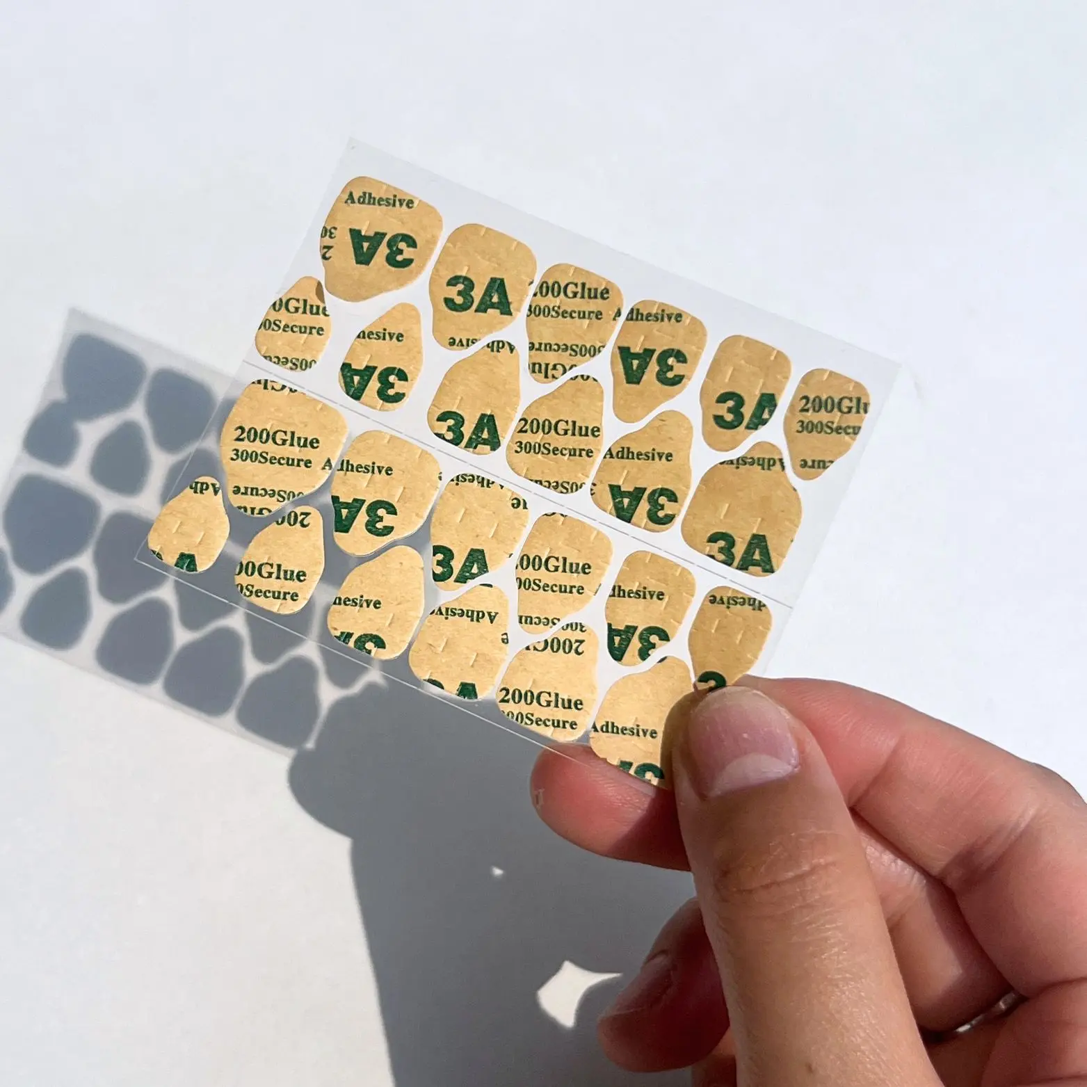 Sticky Tabs - Stronger Press-On Nails Sticky Tabs - clean&stciky