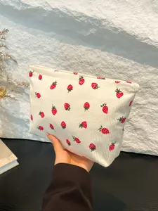 Strawberry Pattern Makeup Bag, Lightweight Multifunctional Fashion Cosmetic Bag, Casual Travel Makeup Bag for Various Occasions