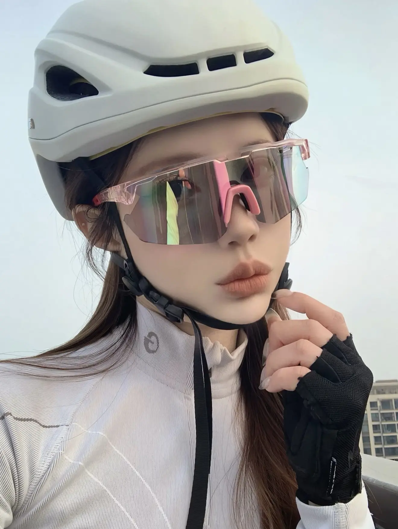 Cycling Sunglasses, Men Women Outdoor Mountain Sports Windproof Photochromic Eyewear, Day & Night Multifunctional Goggles for Running, Night Riding Bike Accessories, Road Cycling Gear, Plastic