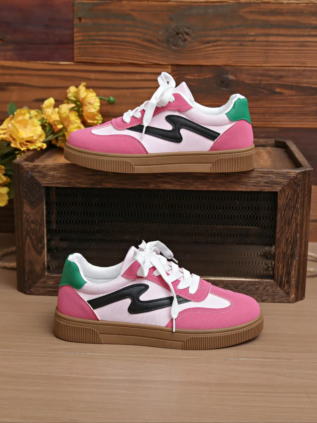 Step Women's Classic Retro Rubber Sole Sneakers, Casual Athletic Trainers, Genuine Leather Casual Sports Shoes for Fashionable Tennis & Skateboarding, Comfortable and Stylish