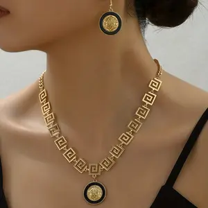Inspired design fashion classic necklace and earring set with enamel lion head and Great Wall pattern chain, unisex style, elegant and luxurious, suitable for both men and women