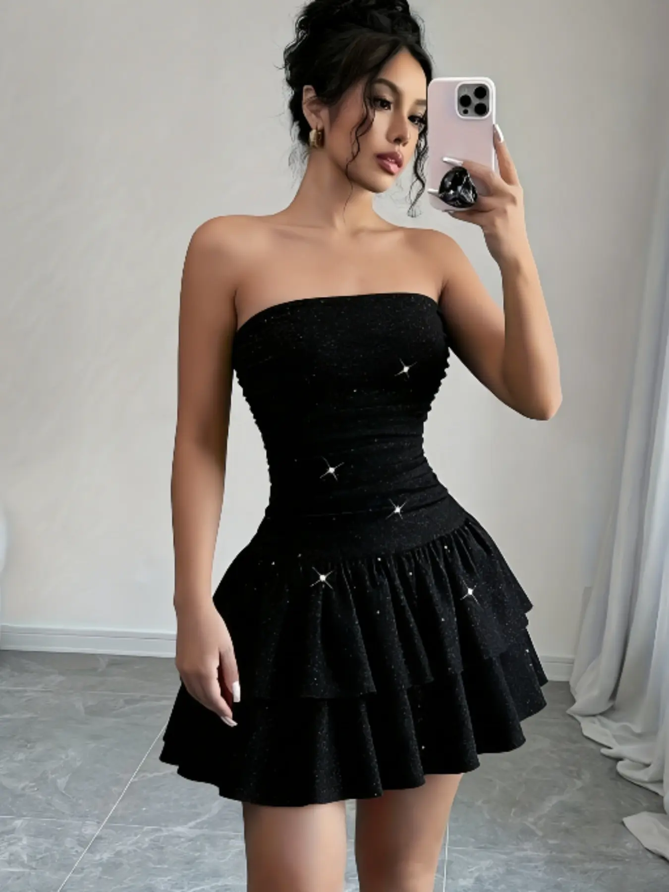 Women's Summer Shiny Fabric Elegant Ruffle Hem Short Dress, Ruffle Halter Sleeveless Bodycon Mini Skirt, Suitable for Daily Wear, Dates, Stage, Party