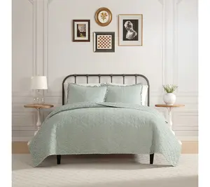 Laura Ashley Gracies Gingham Cotton King Quilt Set