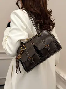 Fashionable and casual Boston bag, stylish bowling bag, retro soft leather shoulder handbag, simple and niche shoulder underarm bag, Flap Shoulder Bag, suitable for daily use and other scenarios.