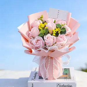 Unisex Floral Design Bouquet Gift Basket, Perfect for Graduation & Special Occasions, Ideal Teacher Appreciation Present, Birthday Surprise