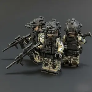 Military Assembly Model for Collectors - 1.6in US Navy SEALs & Delta Force Troops with Detailed Gear