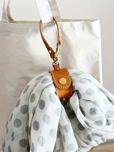 1pc Travel Accessory Clip, Versatile Scarf, Glove & Hat Holder for Luggage and Bags, Stylish Circular Clip for Secure Storage, Luggage Storage Solution