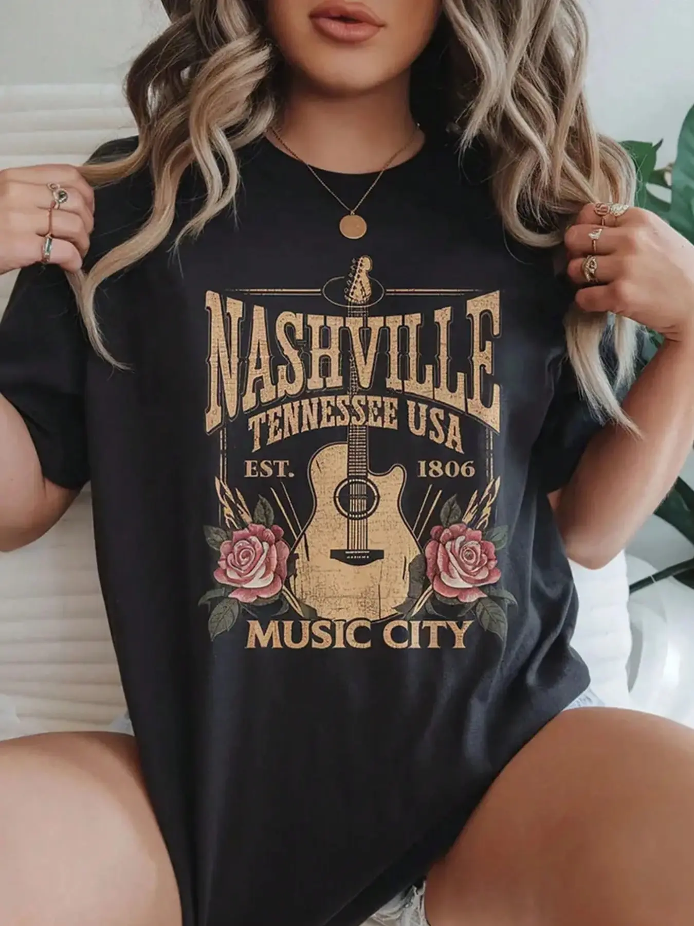 Nashville Country Music Oversized Baggy Soft Graphic Tee, Casual Letter Print, Retro Guitar Floral, Music City Aesthetic Casual Top, Y2K Vintage Style, Concert Festival Daily Streetwear, Western Graphic, Must-Have for Country Music Fans