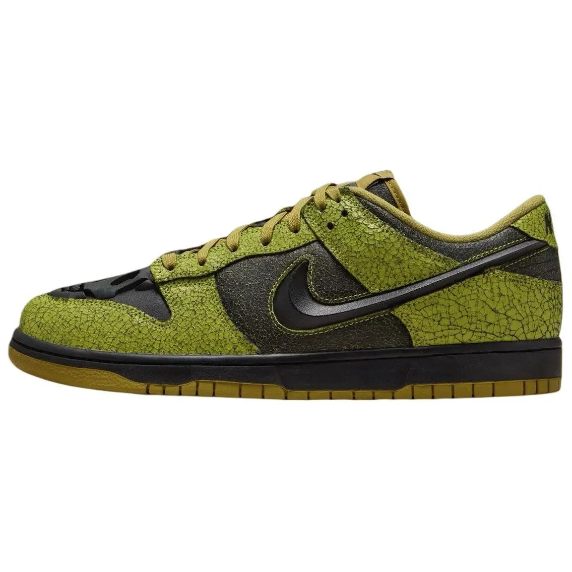 Nike Dunk Low Halloween Athletic Sneakers - Soft, Comfortable, Slip-Resistant, Green Black Colorway Special Edition Unisex Skate Shoes for Women (Flats Style)