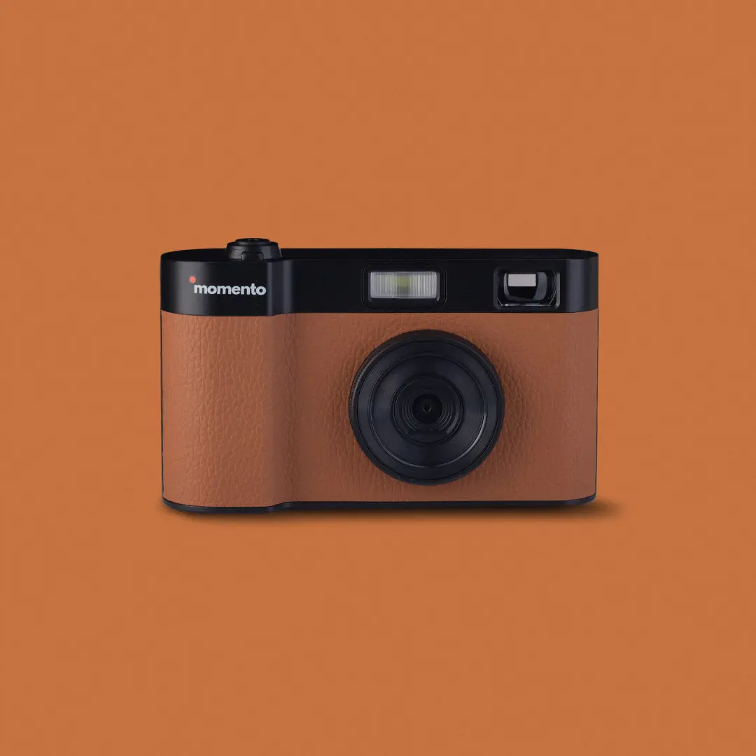 Momento Screen-Free Digital Camera