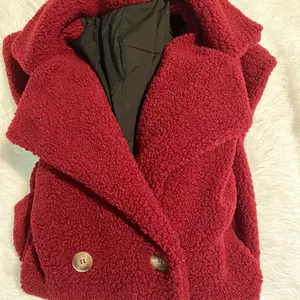 Product Review of Women's Solid Button Front Lapel Neck Fuzzy Coat, Casual Warm Long Sleeve Coat for Fall & Winter, Women's Clothing for Daily Wear from M**🇸