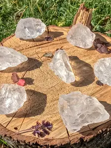 30g/100g/200g/Natural high transparency white crystal raw stone, clear quartz, April birthday stone, Clear Quartz Products