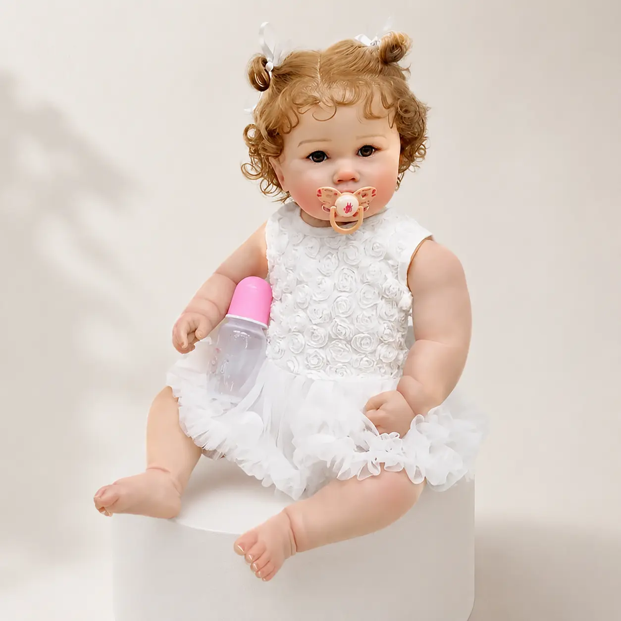 24 Inch/60cm Reborn Doll - Realistic Newborn Baby Doll with 3D Painted Light Beige, Hand-Rooted Curly Hair & Anime-Inspired Features - Soft Touch Silicone Baby Girl for Birthday Christmas Gifts, Lifelike Baby Doll, Collectible Doll, Anime Style Doll, Deta