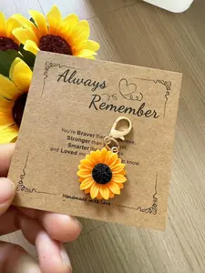 Mother's Day Gift Sunflower Design Keychain with Gift Card, Cute Flower Shaped Keychain for Women & Men, Fashion Keychain for Daily Clothing Decor, Birthday Gift, Keychain Pendant, Cute Keychain Accessory