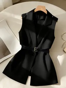 A French retro black suit with a vest and waistband that accentuates a slim, stylish, Chic sleeveless jacket for women, suitable for all seasons, home, indoor, and outdoor wear