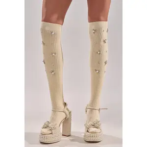 COCO EMBELLISHED SOCKS IN CREAM