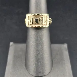 gold 14k ring with plaque size 7 elegant design for everyday wear