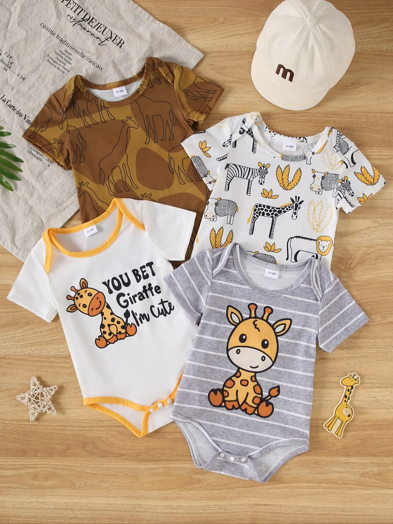 Summer Baby Boys Cartoon Giraffe Print & Wildlife Full Body Print Round Neck Short Sleeve Triangle Onesies Set, Baby Boy Clothes, 4-Piece Pack, Baby Clothing