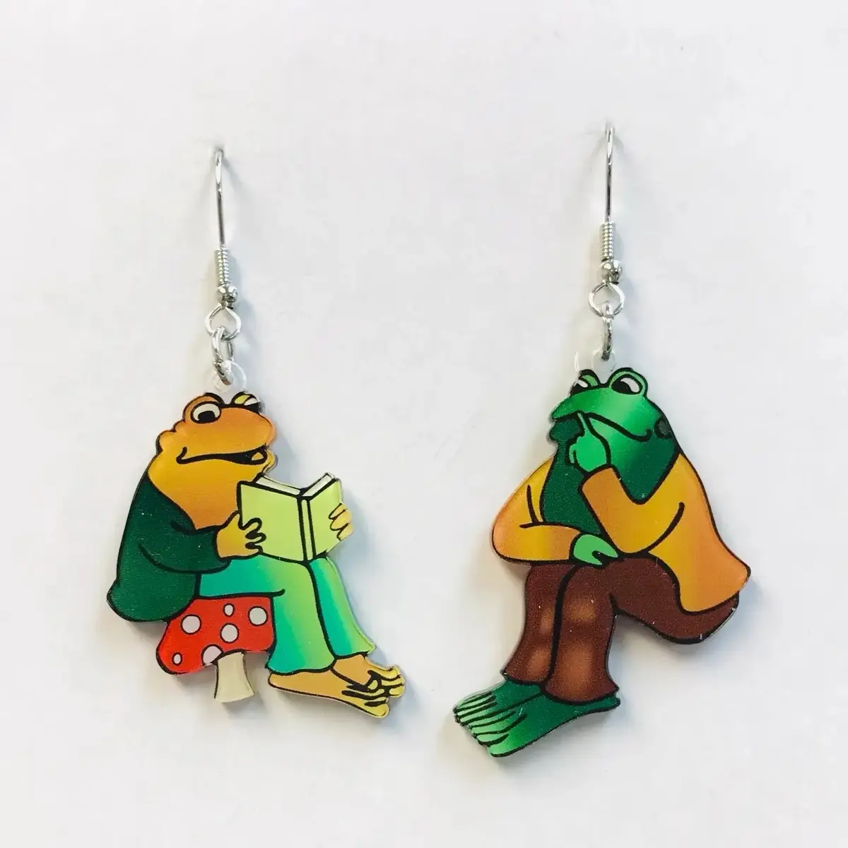 Frog Story Chatting and reading earrings