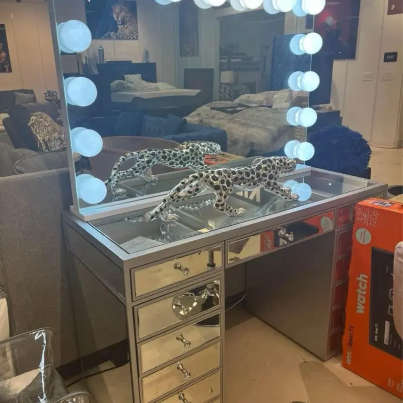 Brand new vanity desk.. led light mirror choose any color