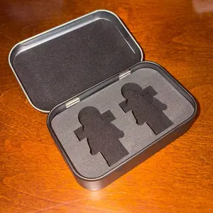 Portable minifigure case