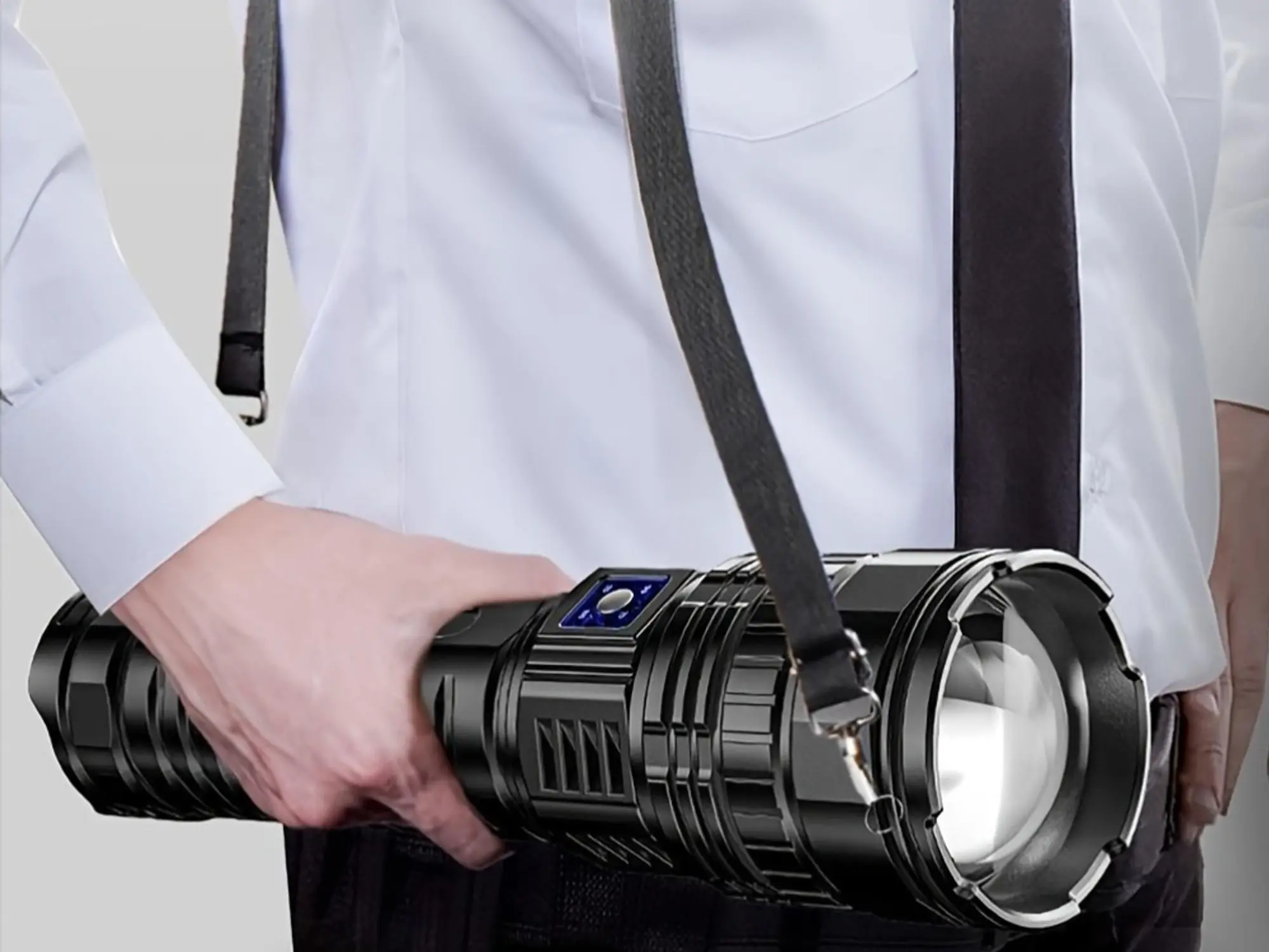 High Lumen Rechargeable Flashlight, 15000mAh High Power LED Tactical Torch, Long-Distance Lighting, USB Charging, Mobile Power Function, Digital Display, Ideal for Emergency, Camping, High Lumen Flashlight