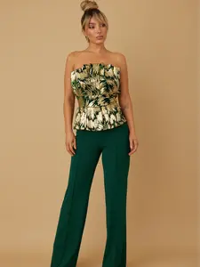 green ropped casual outfit