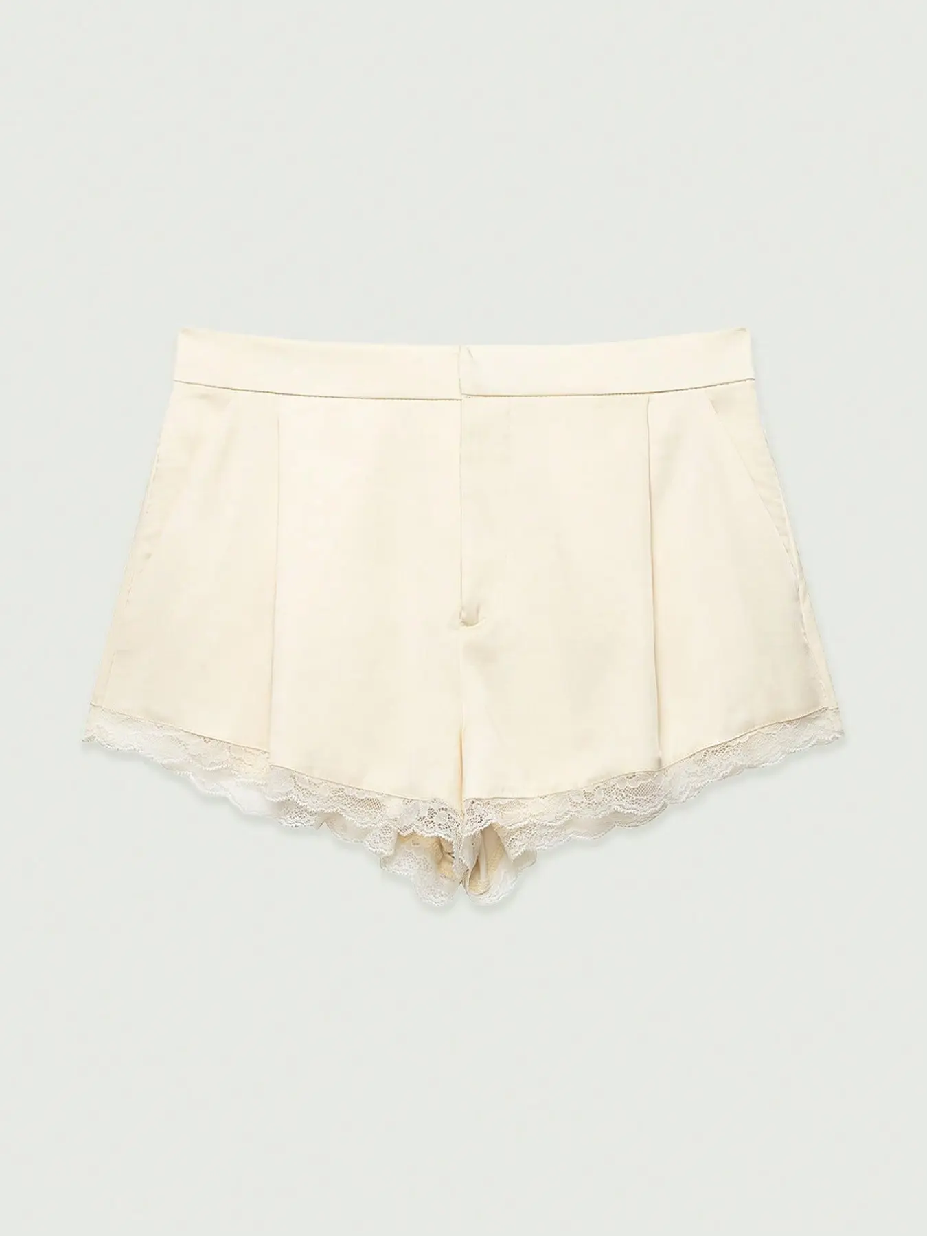 Women's Summer Fashion Versatile European Style Pleated Lace Trim Satin Shorts, Casual Fashionable Shorts, Stylish and Comfortable, Perfect for Casual Wear, Womenswear