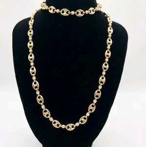 Elegant Gold Tone Link Necklace with Rhinestones for Women's Fashion Accessory