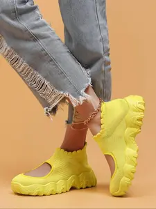 Women's Fashionable Low Top Sneakers, Casual Comfortable Breathable Sports Shoes, Female All-match Round Toe Shoes for Daily Wear