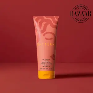PATTERN Beauty Palo Santo Medium Conditioner | Hydrating, Detangling & Curl Definition for Curly Hair, 9.8 fl oz