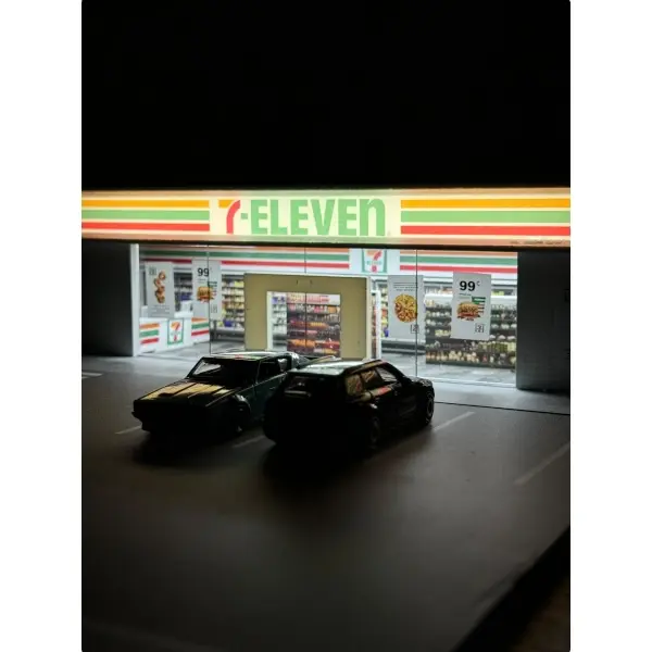 NEW Limited edition 7 Eleven Diorama Hot Wheels Mini GT display 1:64 with LED lighting NEW Limited edition 7 Eleven Diorama Hot Wheels Mini GT display 1:64 with LED lighting