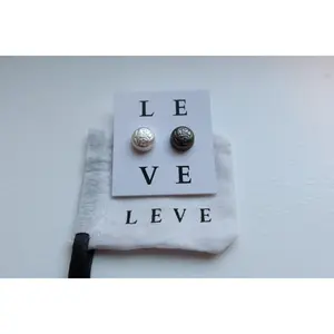 White and Black Metallic Magnets