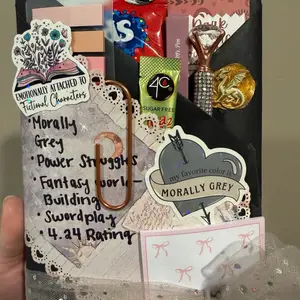 Deluxe Blind-Date With A Book