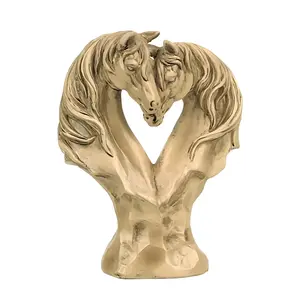 Artistic Double Horse Heart Sculpture – Elegant Resin Lover’s Stallion Statue – Romantic Animal Figurine for Home Decor, Wedding Gift, and Office Desktop Ornament