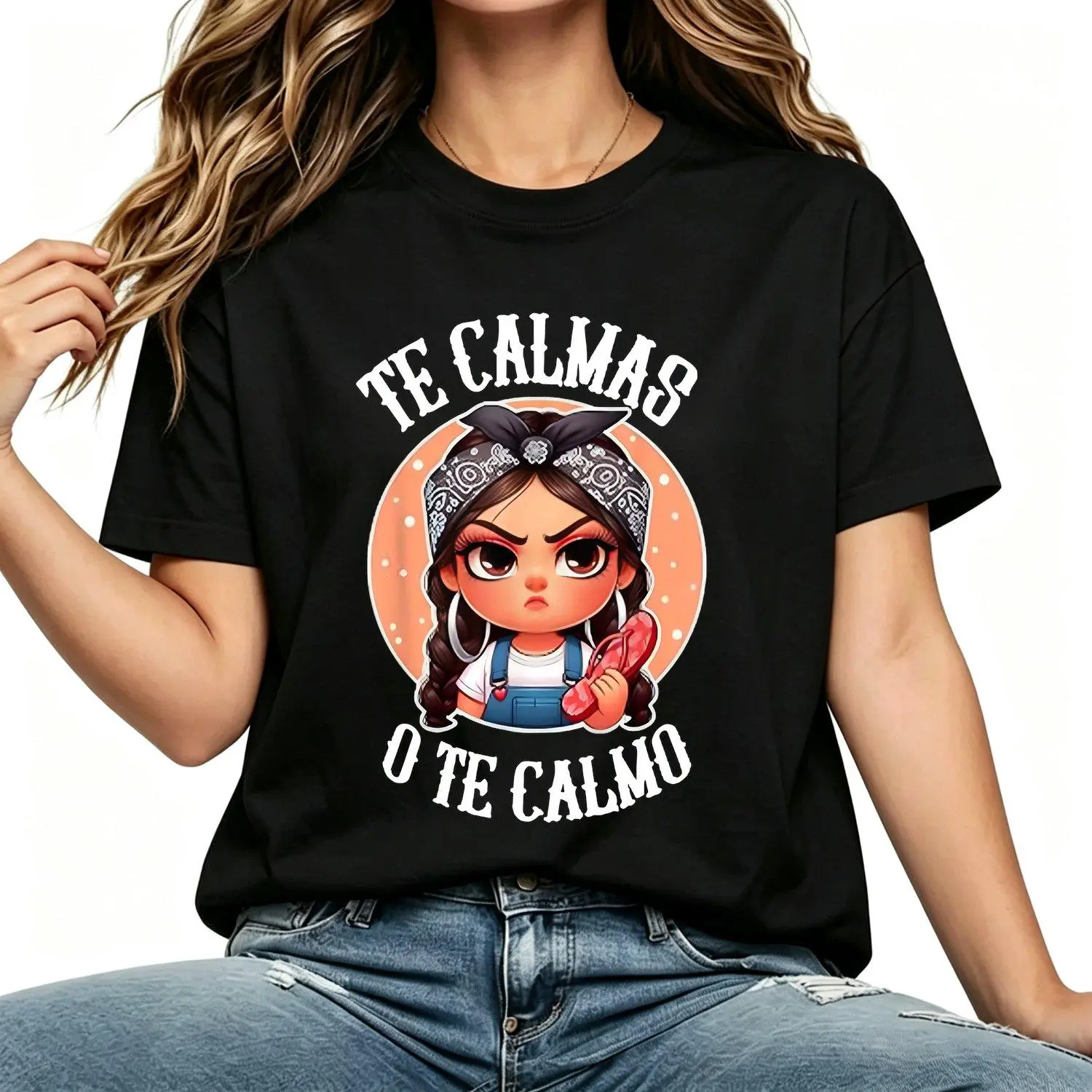 Women's Short-Sleeve T-Shirt - Playful "Te Calmas O Te Calmo" Cartoon Hot Dog Graphic, Retro-Inspired Novelty Tops, Soft-Touch Casual Everyday Comfort Tee, Shortsleeve